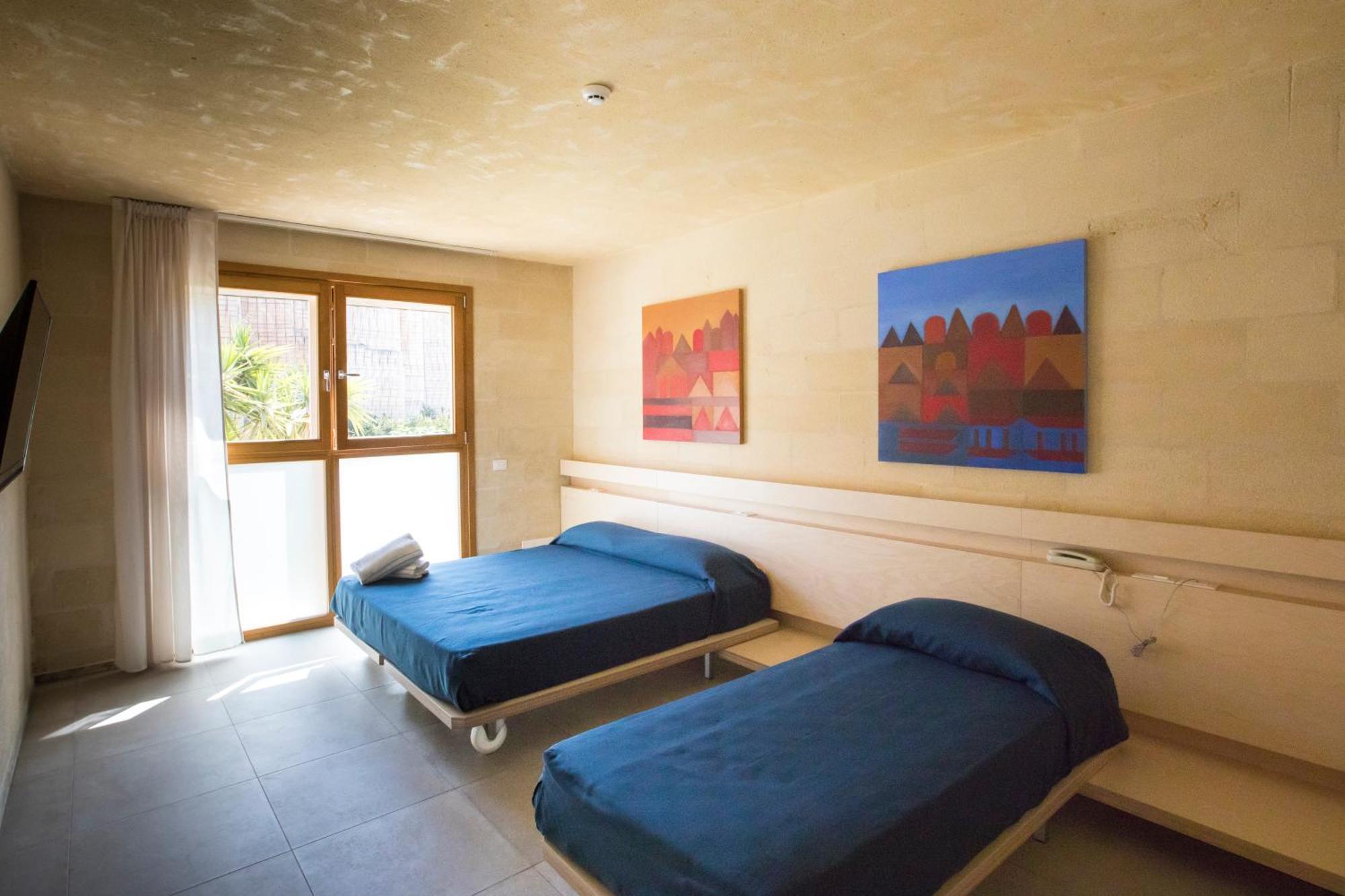 Superior Triple Room,415165641:JPEG
